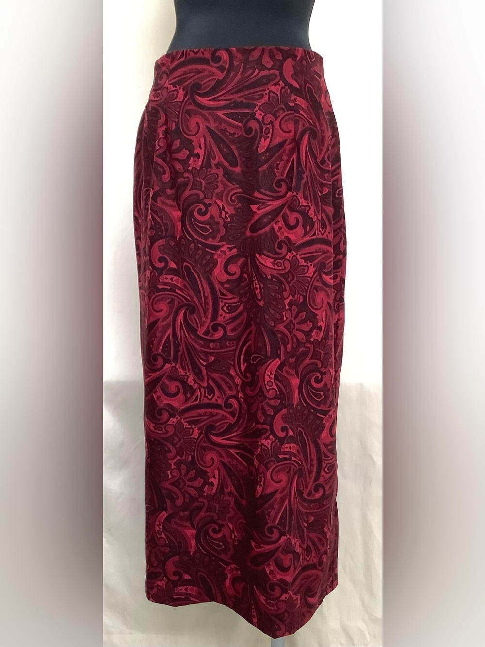 Briggs New York Midi Skirt-Red Black Burgundy Paisley Print-Moleskin Like-8R